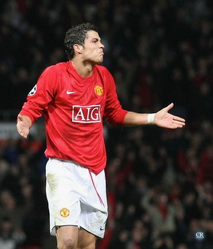 利物浦取胜后，斯洛特领悟三大用人关键，萨拉赫非铁打主力已成现实