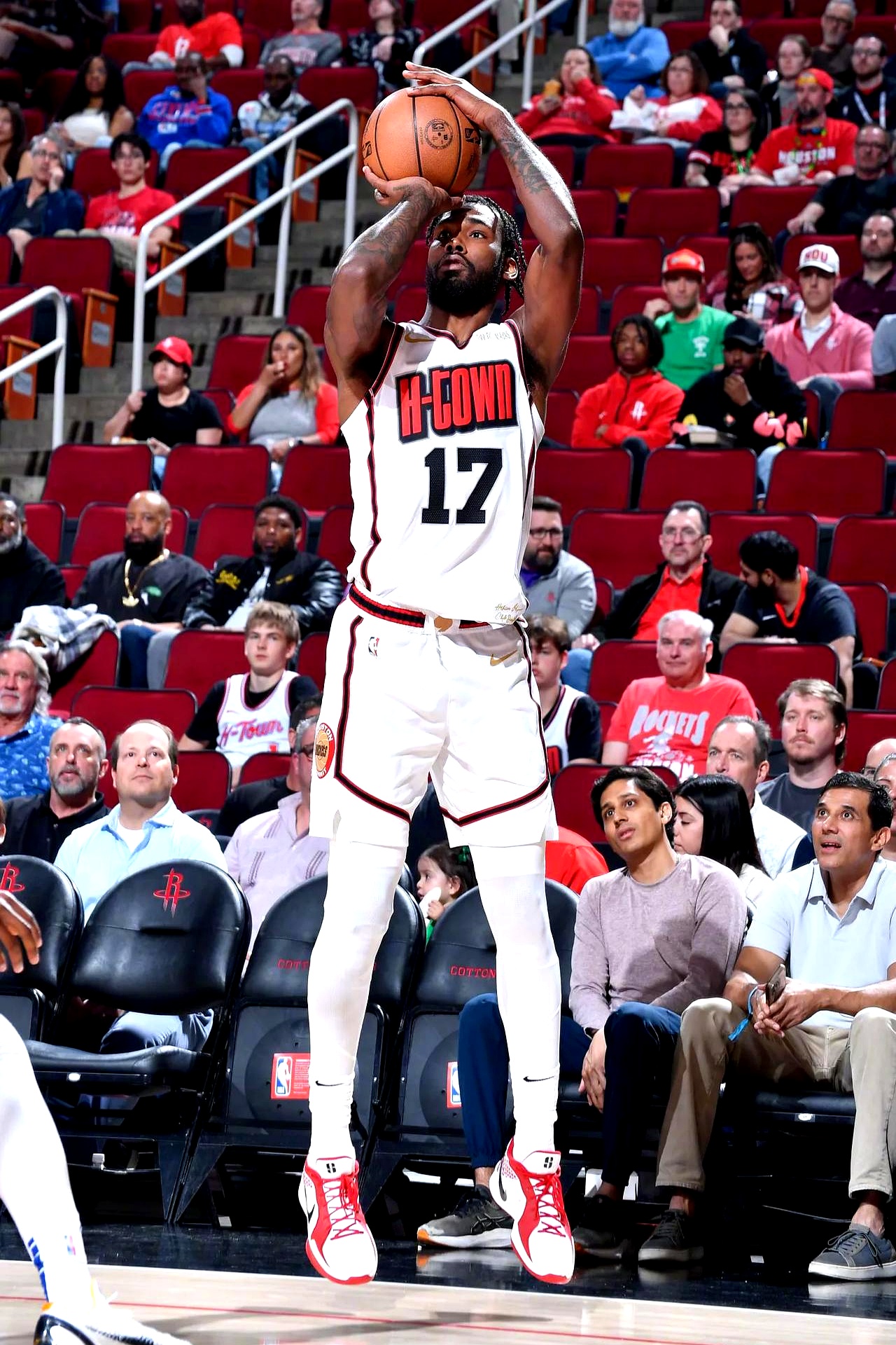 NBA进攻体系分析 核心战术与打法拆解