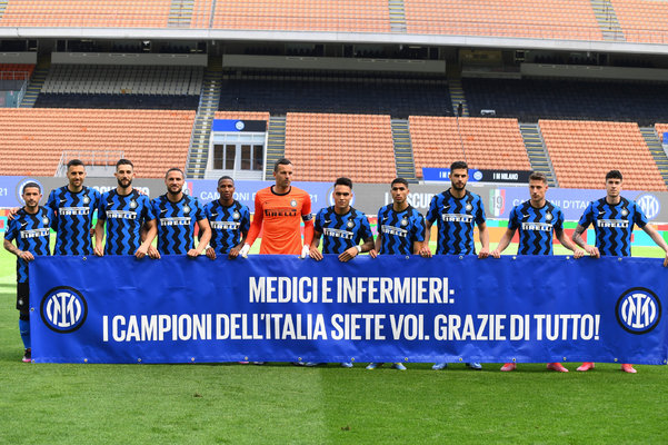 记者：巴萨有意埃及17岁前锋阿卜杜勒卡里姆，并已采取行动