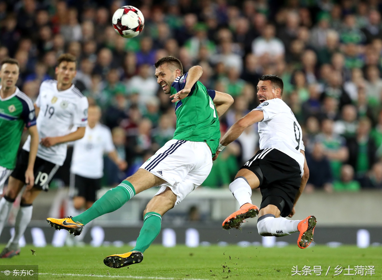 布莱顿发布三笘薰手持二战时日本侵略者照片的图片，如今已删除道歉但限制评论